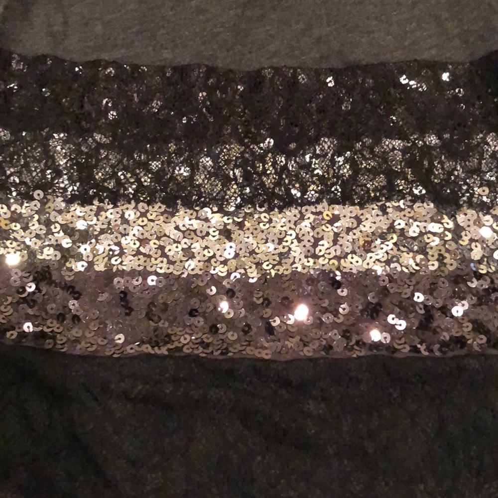 Express tank top with sequins - Picture 3 of 8